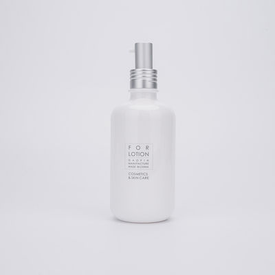 garrafas plásticas cosméticas de 50ml 40ml 250ml com a bomba de alumínio do tratamento