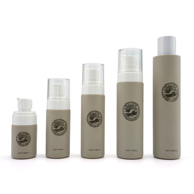 A rotulagem cinzenta da garrafa 120ml 200ml 50ml 75ml da loção do plástico do HDPE do GV surge a manipulação