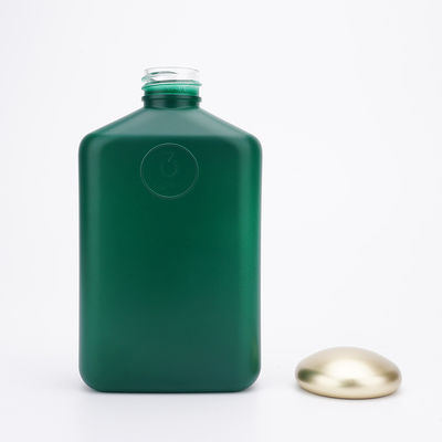 As garrafas plásticas do champô do hotel regam a certificação dos recipientes 350ml QS do gel